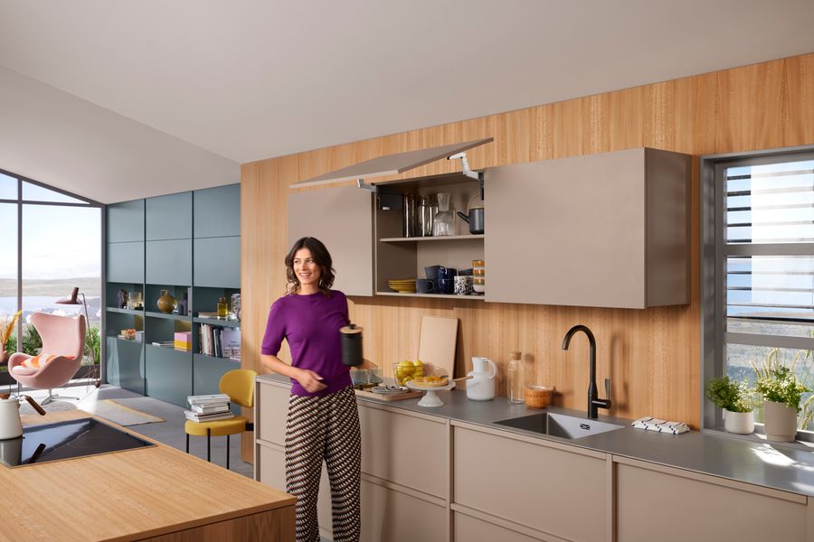 AVENTOS HS top in the kitchen