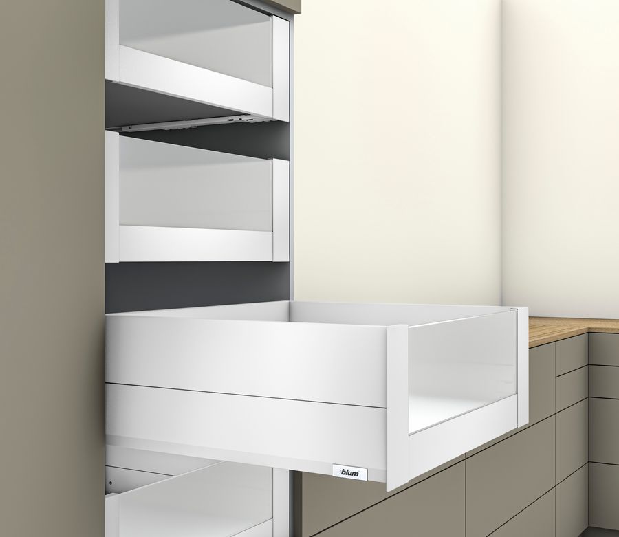MERIVOBOX inner pull-out: front piece with high design element