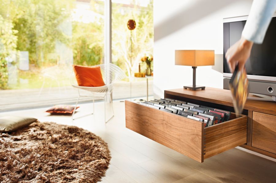 TANDEM runner system in the living room